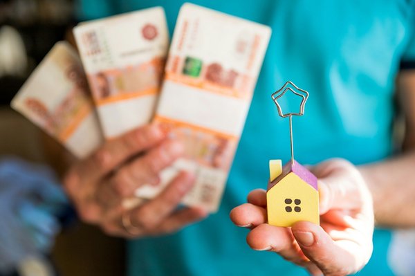 Comment choisir quel prix de vente afficher sur un bien immobilier ?